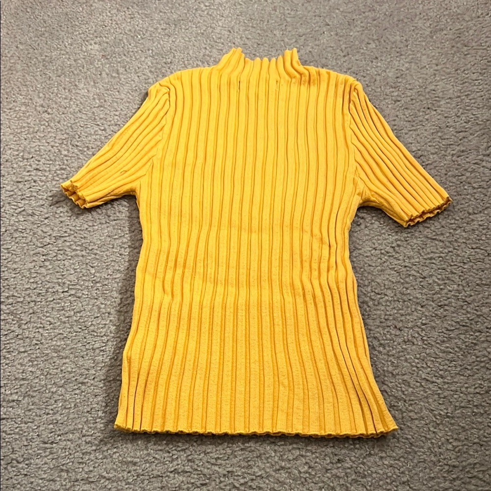 Yellow Ribbed Knit Top - Picture 3 of 3